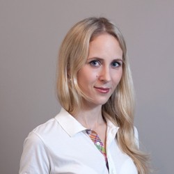 Кустова Анна Александровна