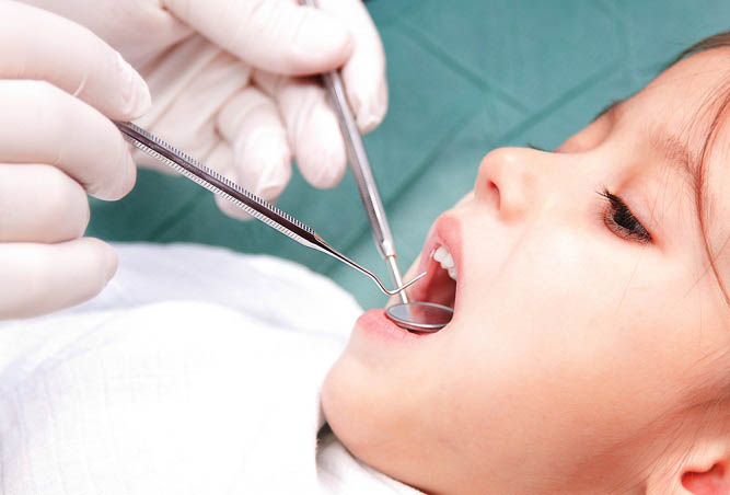 Премедикация, седация  и наркоз - золотой стандарт лечения зубов у детей