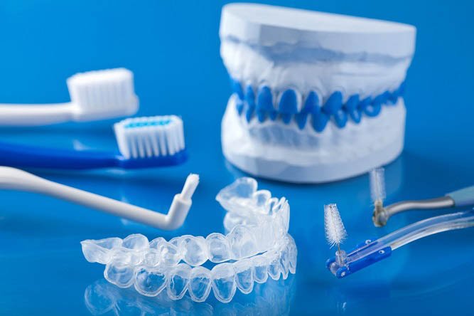 Какое отбеливание зубов самое безопасное?