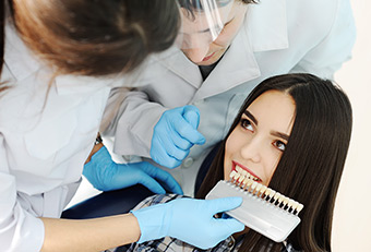 Установка зубных имплантов изображение 2