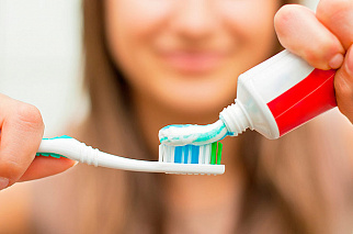 Хорошая отбеливающая зубная паста – метод, к которому прибегают единицы