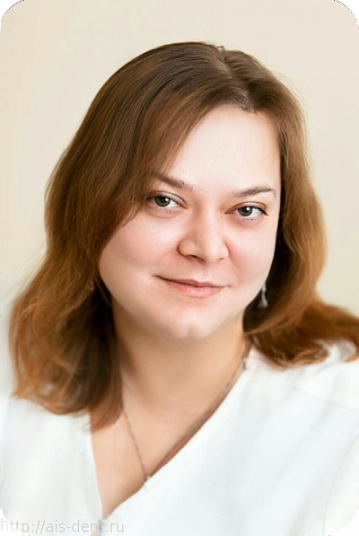 Земцова Елена Васильевна